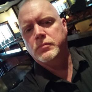 Meet your Posher, Kenneth